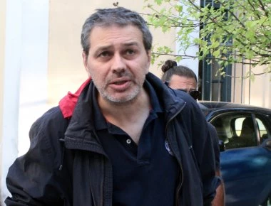Στέφανος Χίος: Κυκλοφορούσε με πιστόλι Sig Sauer P226 Mk25 των Navy SEALs! (φωτό, βίντεο)